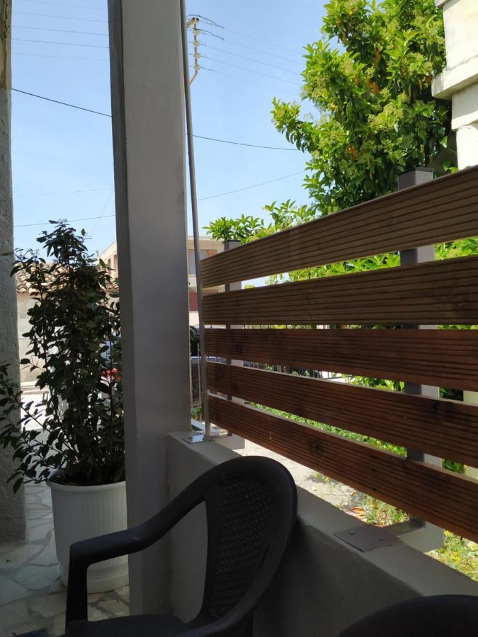 Sweet House 64B Apartment Vrachati Ngoại thất bức ảnh