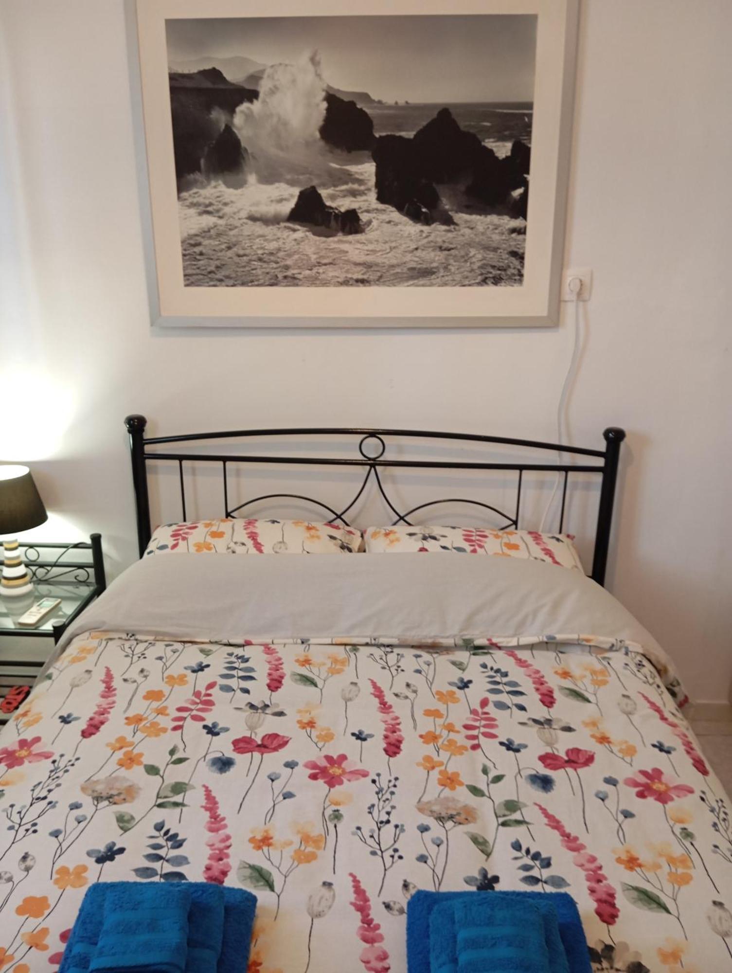 Sweet House 64B Apartment Vrachati Ngoại thất bức ảnh